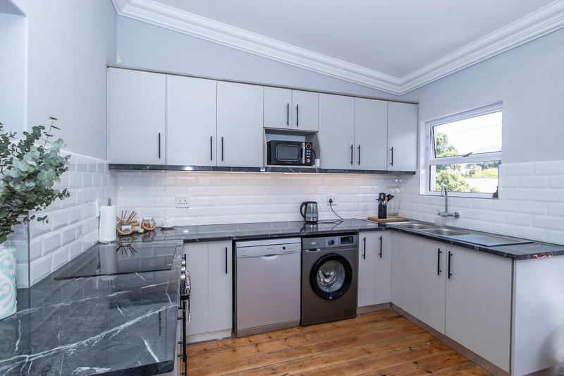 2 Bedroom Property for Sale in Plumstead Western Cape